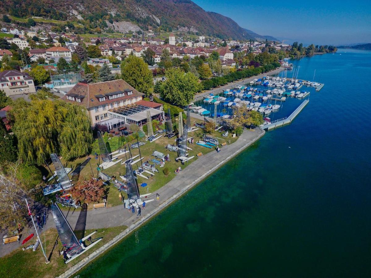 Hotel Jean-Jacques Rousseau Ла-Ньоввіль Екстер'єр фото
